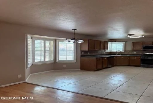 12450 PASEO ROJO Drive 12
