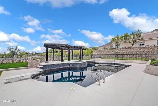 125 CAMINO BARRANCA Drive 13