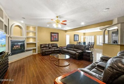 12074 Ruby Gate Way 24