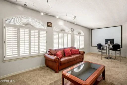 12074 Ruby Gate Way 33