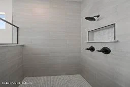 Cover Home 12