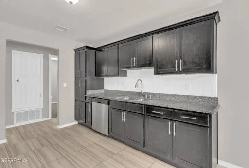 12124 MESQUITE THORN Drive 21
