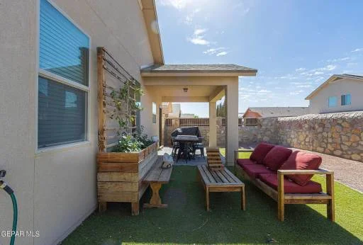 12661 AZULITO Street 1