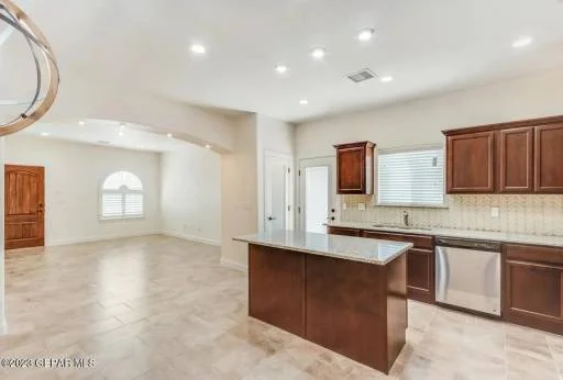 127 Bonnie Trail 3