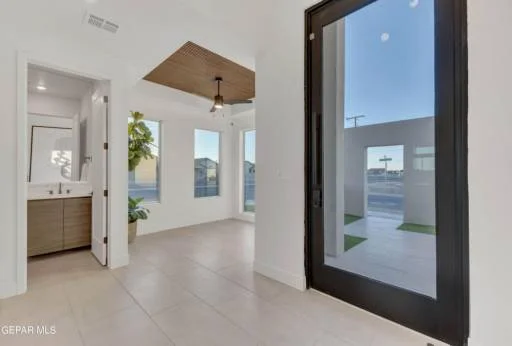 12700 Persistence Avenue 21