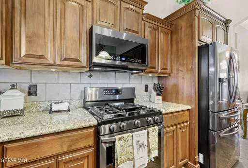 12721 Cozy Prairie Court 6