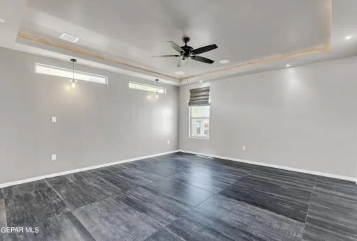 1276 Desert Night Street 16