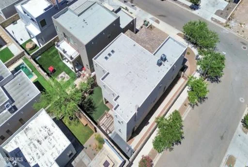 1276 Desert Night Street 36