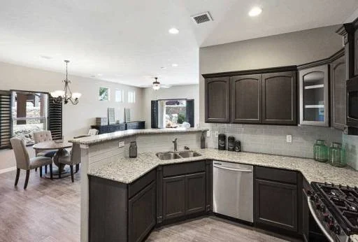 12801 WOOLSTONE Drive 13