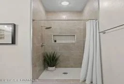 Cover Home 3