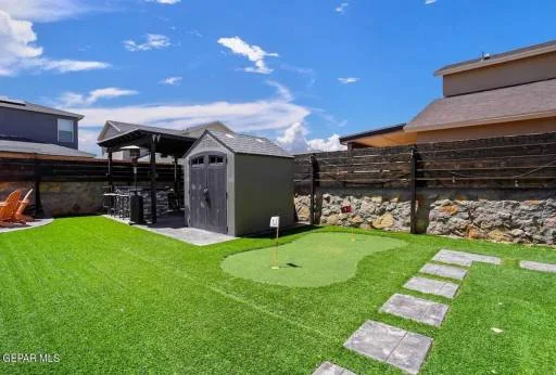 12268 DESERT PINE Avenue 27