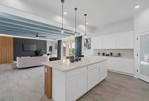 13728 Villa vista Avenue 42
