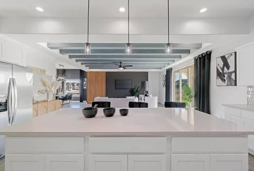 13728 Villa vista Avenue 43