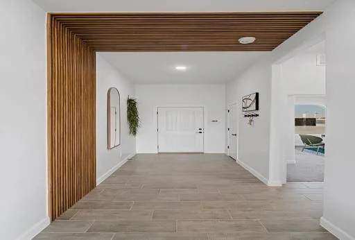 13728 Villa vista Avenue 48