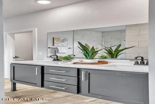 13754 Lorenz Avenue 63
