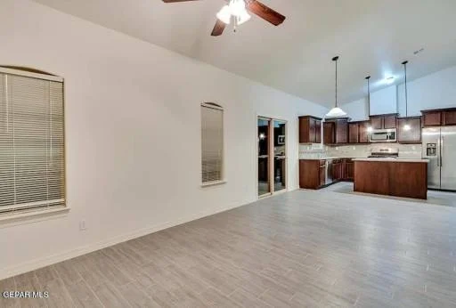 13804 Vicky Brewer Avenue 3