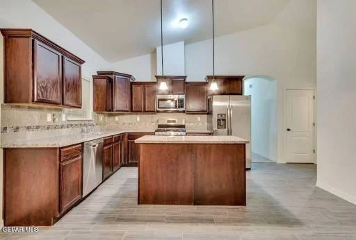 13804 Vicky Brewer Avenue 10