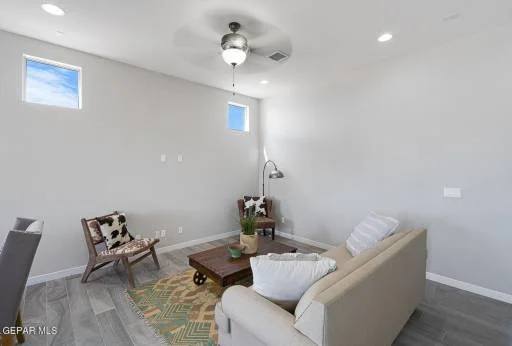 13805 Summer View Avenue 15