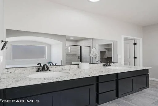13805 Summer View Avenue 20