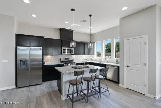 13805 Summer View Avenue 24