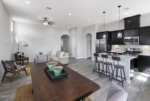 13805 Summer View Avenue 26