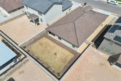 13832 PASEO DE LA LUNA Avenue 33