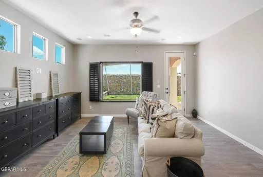 13858 Paseo Central Avenue 25
