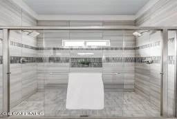 Cover Home 6