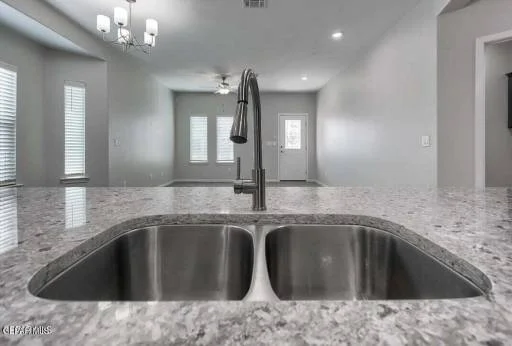 13861 Summer View Avenue 10
