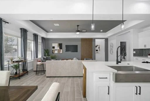 13901 Summer View Avenue 25