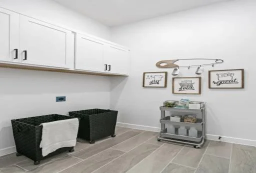 13901 Summer View Avenue 31