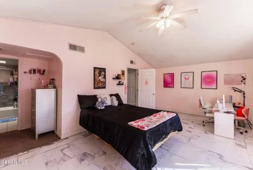 13921 GOLDEN MESA Court 24