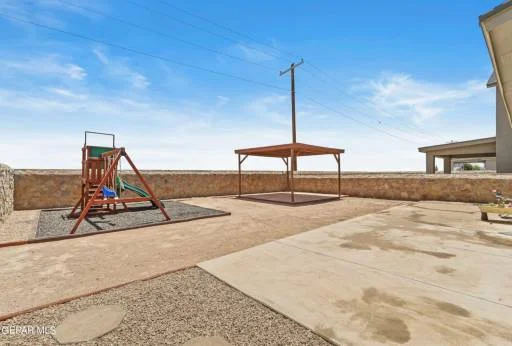 13972 Flora Vista Avenue 21