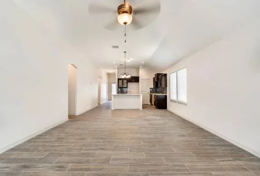 13977 Margaret Ponce Avenue 25