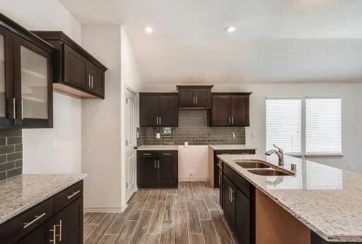 13977 Margaret Ponce Avenue 9