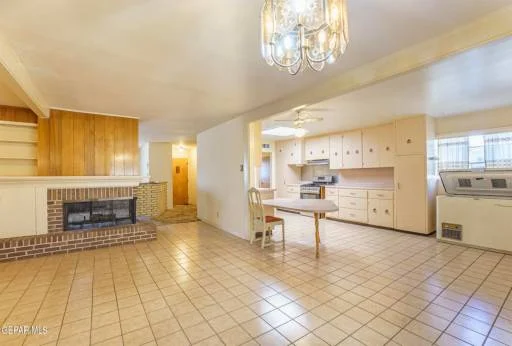 1408 NUECES Way 13