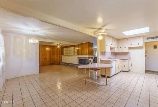 1408 NUECES Way 15