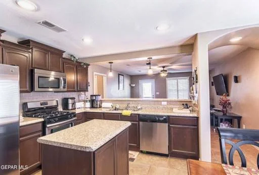 14212 POETS ROCK Lane 16