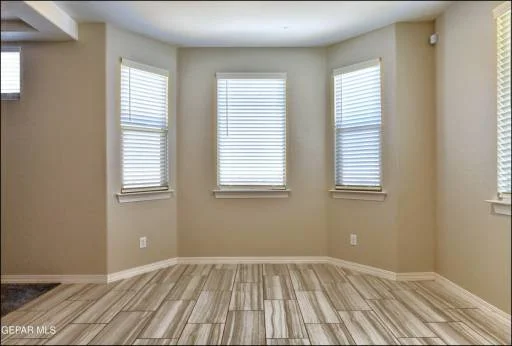 13052 Runway Avenue 14
