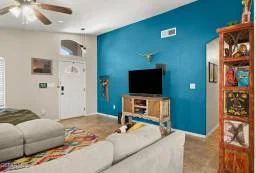 Cover Home 8