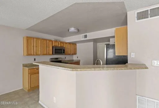 14301 PACIFIC POINT Drive 6