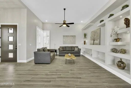 13083 Emerald Hills Avenue 7