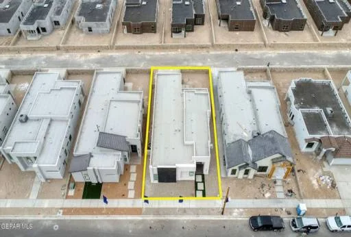 13087 Emerald Hills Avenue 3