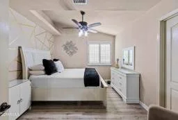 Cover Home 5