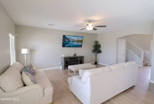 13118 Oakhampton Avenue 7