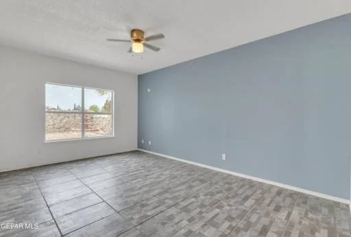 14433 Antwerp Drive 27