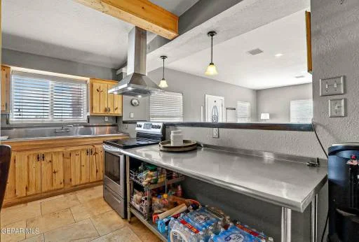 14433 Loving Lane 1
