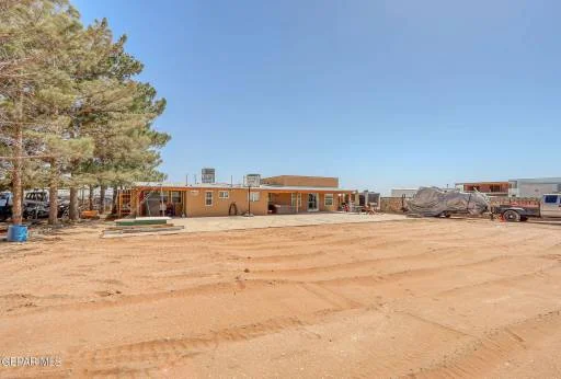 14433 Loving Lane 14