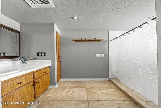 14433 Loving Lane 20