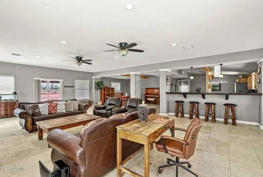 14433 Loving Lane 25